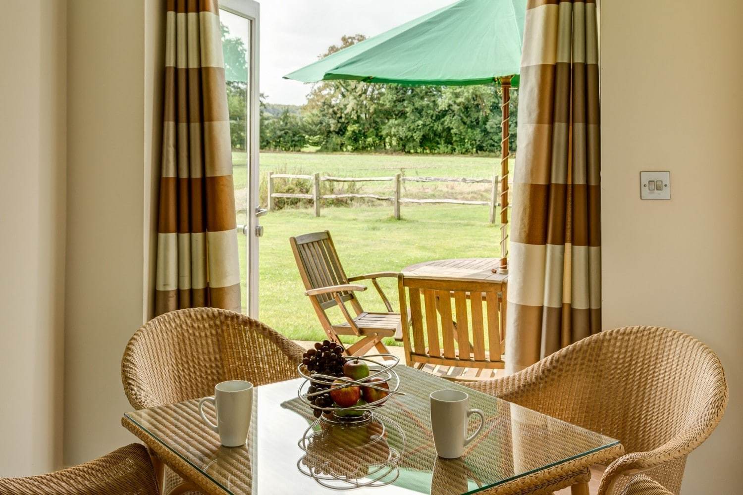 Oakley Hall Hotel Basingstoke Oda fotoğraf