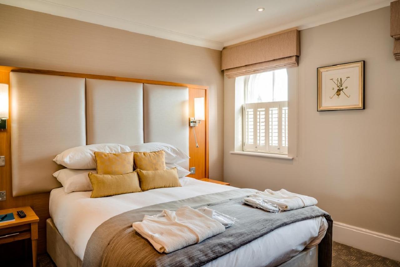 Oakley Hall Hotel Basingstoke Dış mekan fotoğraf