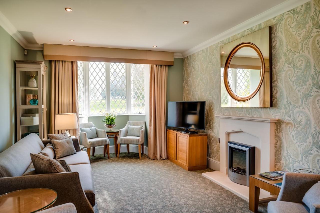 Oakley Hall Hotel Basingstoke Dış mekan fotoğraf