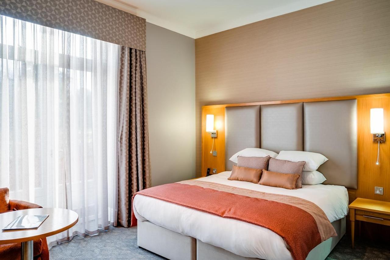 Oakley Hall Hotel Basingstoke Dış mekan fotoğraf